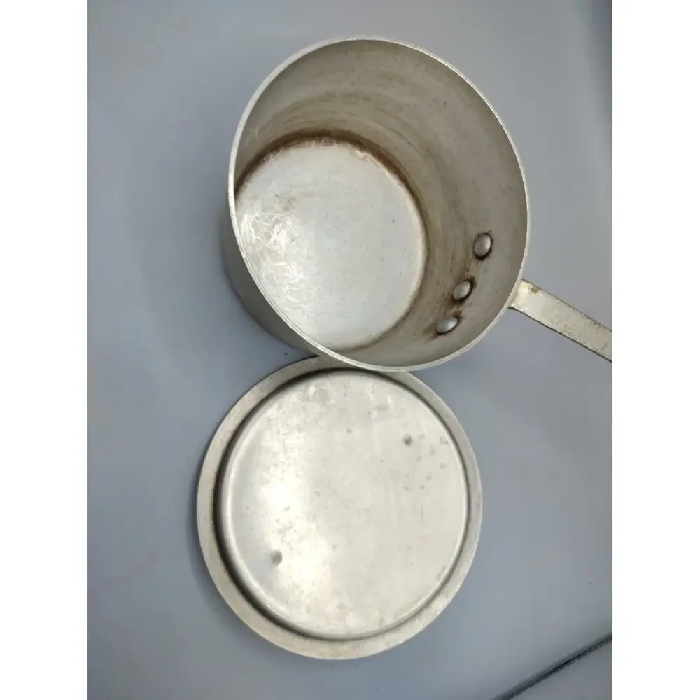 Vintage Aluminum Wear-Ever No. 4341 1/2 6 1/2